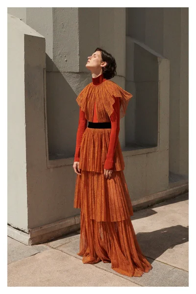Look 30